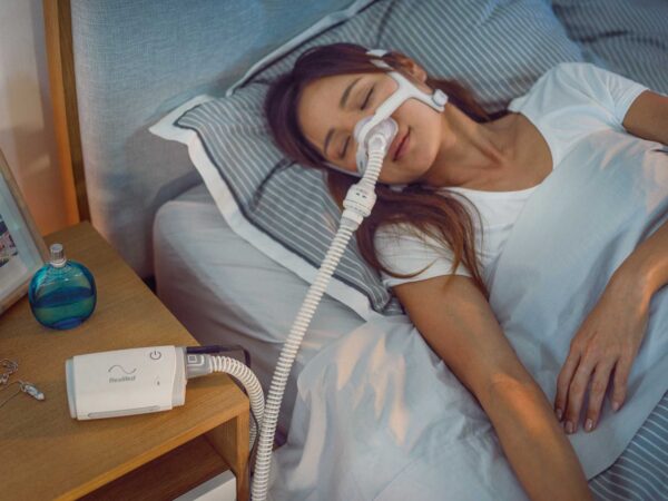 AirMini Autoset ResMed AutoCPAP z maską AirFit N20